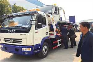 翠微路汽车道路救援拖车价格